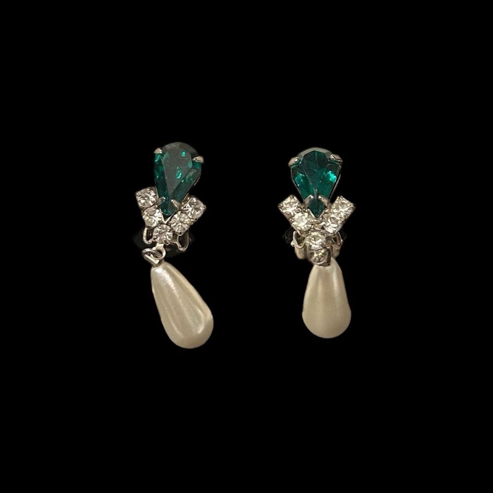 Emerald Green Jewel & Faux Pearl Drop Clip-on Earrings